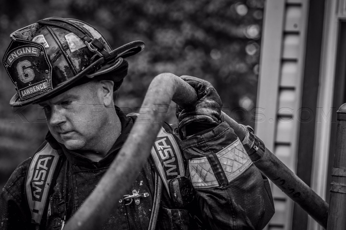 kdwfirephotos's tweet photo. Some faces of @LawrenceFire146 from the 3rd alarm on Doyle St this afternoon @ctfirephoto @Bfmorty #ChiefHaley #1DC https://t.co/mJNg1Bs5PE
