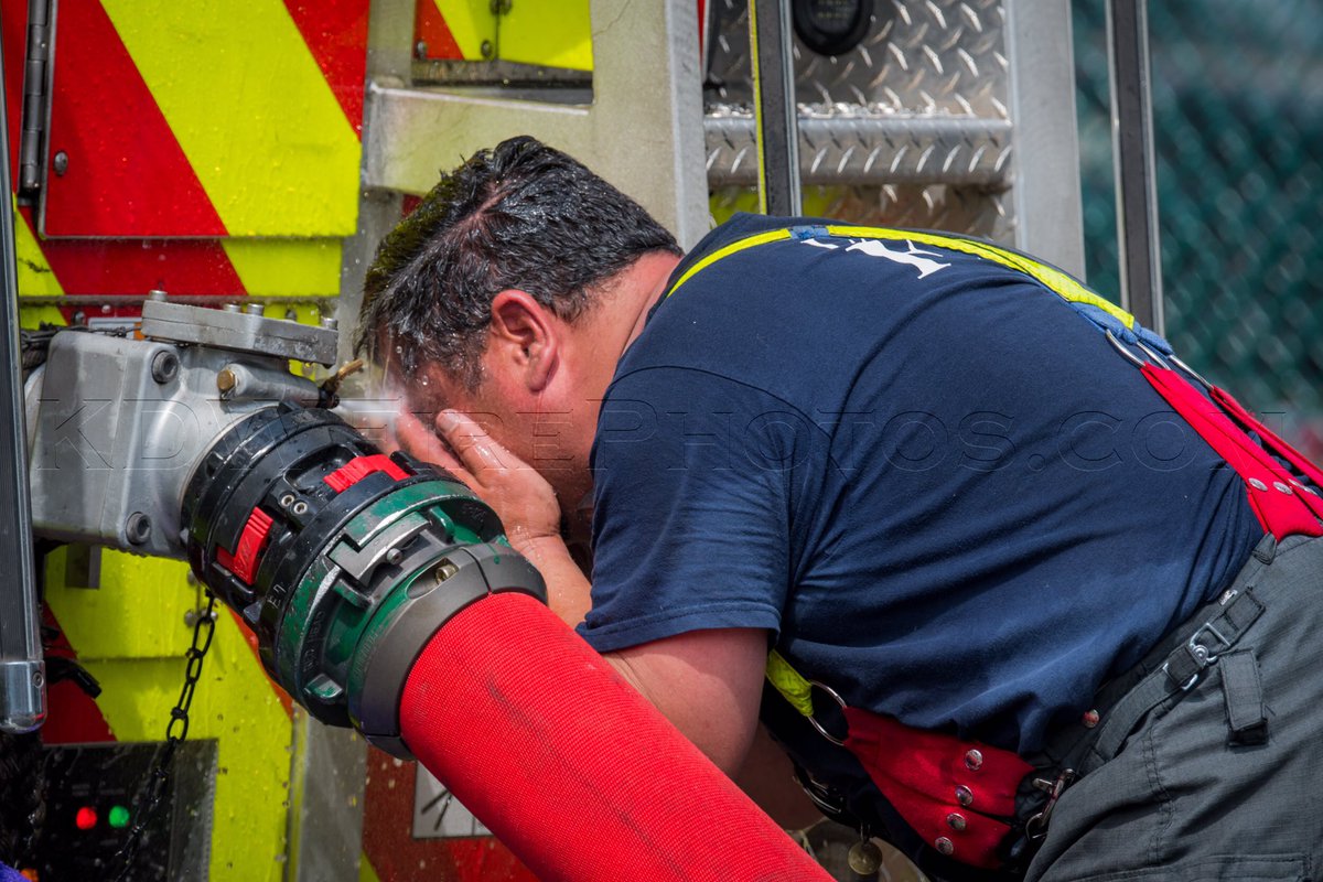 kdwfirephotos's tweet photo. Some faces of @LawrenceFire146 from the 3rd alarm on Doyle St this afternoon @ctfirephoto @Bfmorty #ChiefHaley #1DC https://t.co/mJNg1Bs5PE