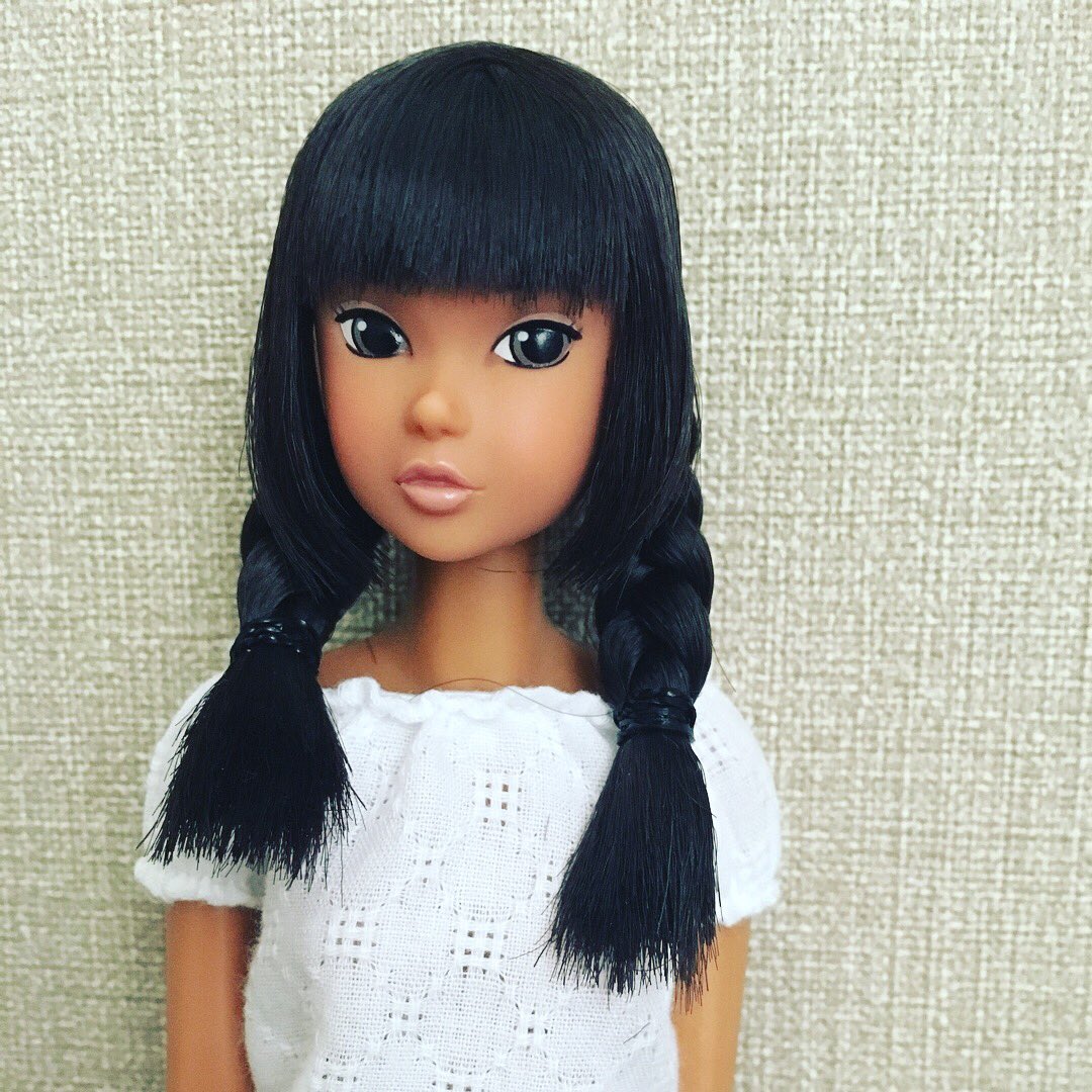 Rio099's tweet photo. Today's Momoko 1707 Bk #momokodoll #momoko https://t.co/kyMhwxIAqK