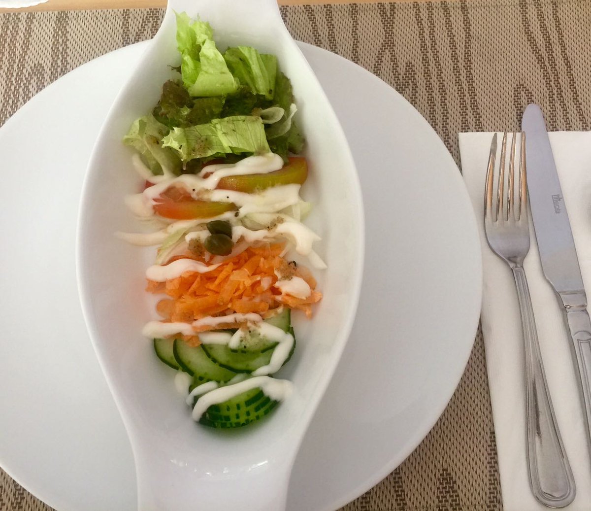 QuestHotelKuta's tweet photo. Healthy Salad for your breakfast on #Friday #TGIF
#Breakfast #BasilRestaurant #QuestHotelKuta #QuestHotels #ArchipelagoInternational https://t.co/O00131VVve