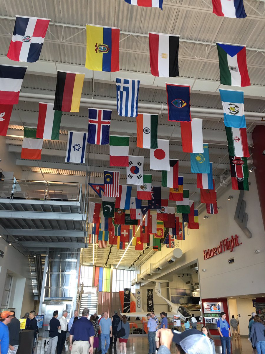 ボーイング社を見学しました。