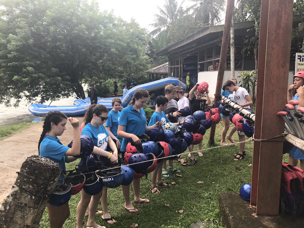 sjbscience's tweet photo. Good nights sleep on the hammocks. Time for some rafting. https://t.co/Pe1SI8AWvs