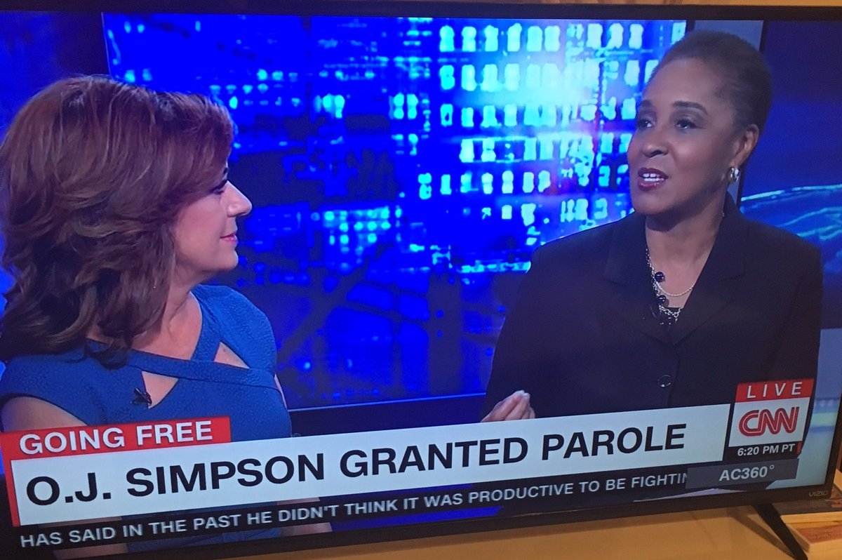 FightHT's tweet photo. @JohnJayCollege Prof. Gloria Brown-Marshall speaks @CNN @andersoncooper re: OJ Simpson case. So proud of you! #racefactor #justicewarrior https://t.co/lkQPNQLlze