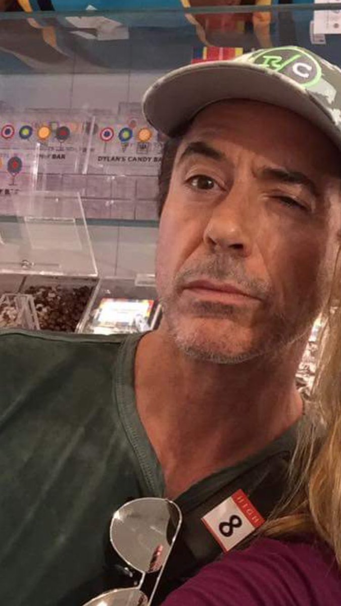 CumForMeDowney's tweet photo. Honestly his face just screams sex! https://t.co/6Xow6Cr8SK