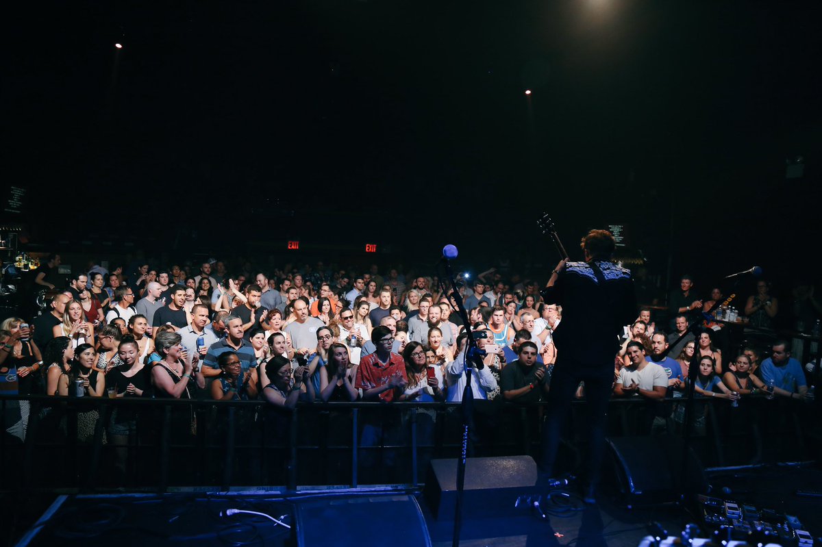 Clopezmusic's tweet photo. Thank you, NY! 📸 @NicholasJandora https://t.co/5DknGmAyyE