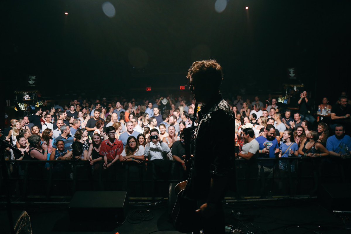 Clopezmusic's tweet photo. Thank you, NY! 📸 @NicholasJandora https://t.co/5DknGmAyyE