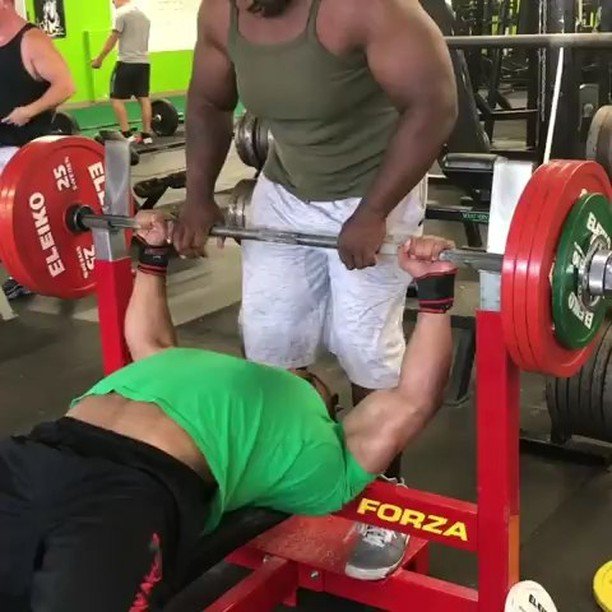 ForzaStrength's tweet photo. #Repost from @larrywheels -  435x12 PR. RPE8 @black_tom_cruise @oakstrong @kigerstrength @shanepires 
@apemanstron… https://t.co/VAlLcCbdnp https://t.co/kijEZAvnUj