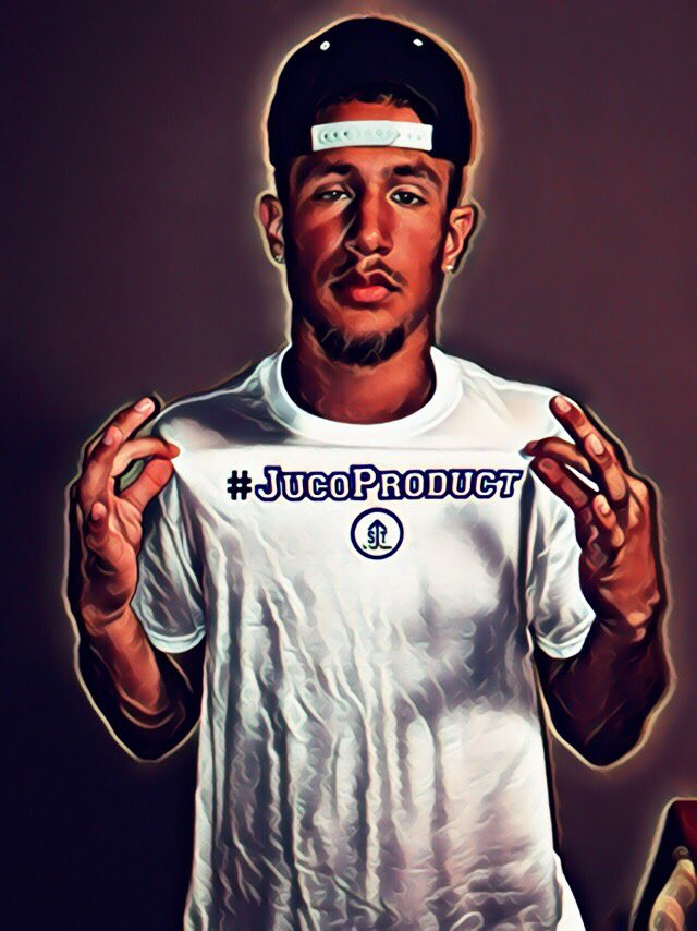 ECS_tournaments's tweet photo. JucoStruggle. JucoGrind. JucoProduct. https://t.co/2p5FA7PSRS https://t.co/rtyREvZBZQ