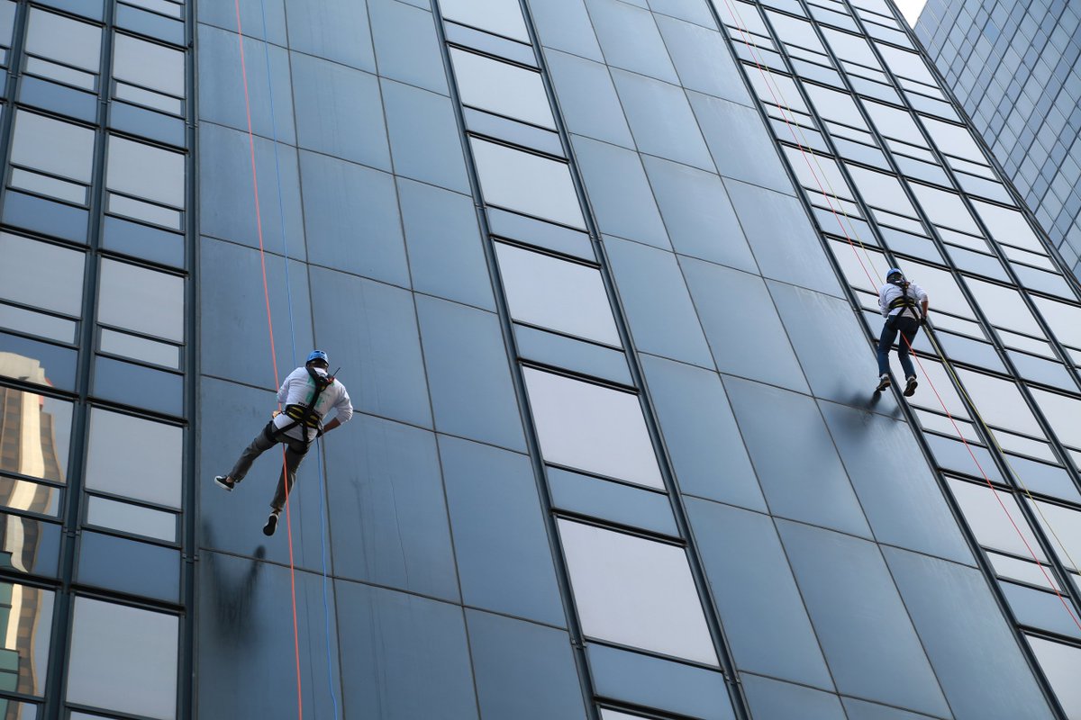 studioneleven's tweet photo. #Throwback to when Sr. Principal Alan Pullman and Project Director Marcus Luciani rappelled down the @theblocla for #shatterproofchallenge. https://t.co/fW9YRjuBb2