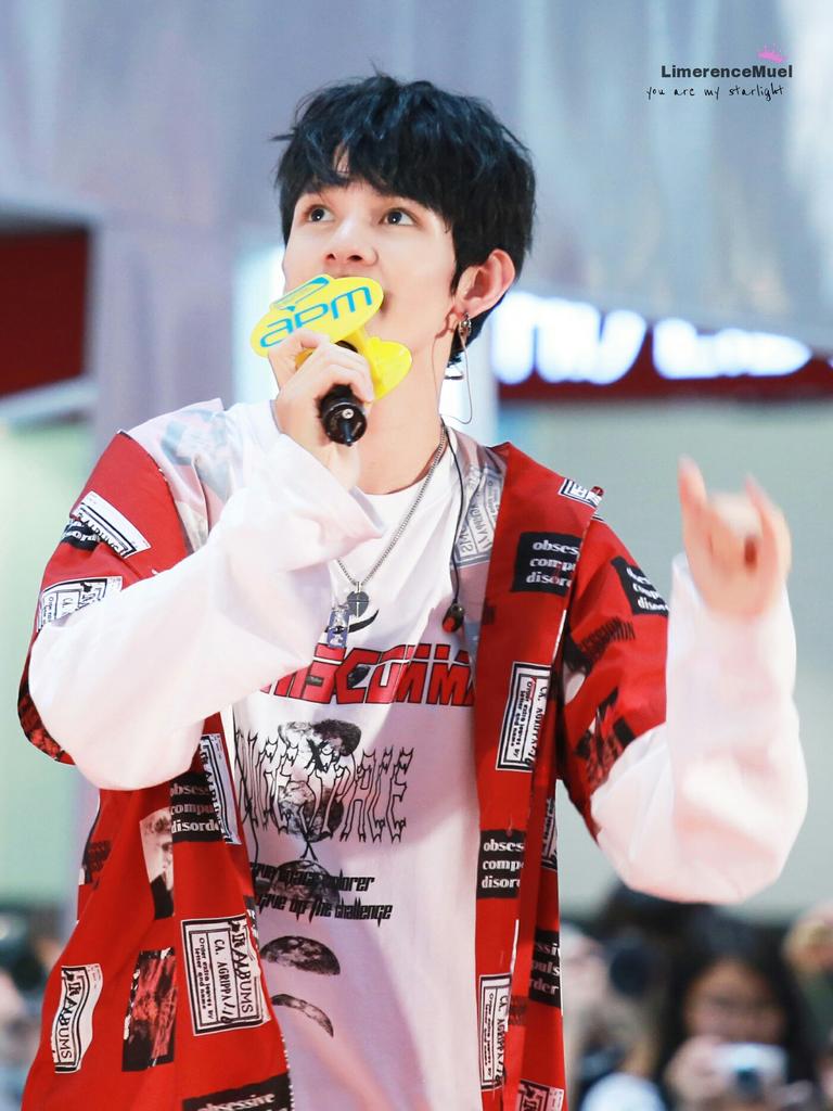 LimerenceMuel's tweet photo. #김사무엘 #사무엘  #KimSamuel #SAMUEL 
 170716/APM/HK https://t.co/Fd1qz4uMAC