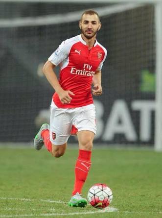 ArsenalFC_SM's tweet photo. Benzema estreia com gol, Arsenal bate Liverpool no Anfield por 2x1, Petr Cech segurou o forte ataque dos Reds!!
#GoGunners https://t.co/dv0hfC3npH