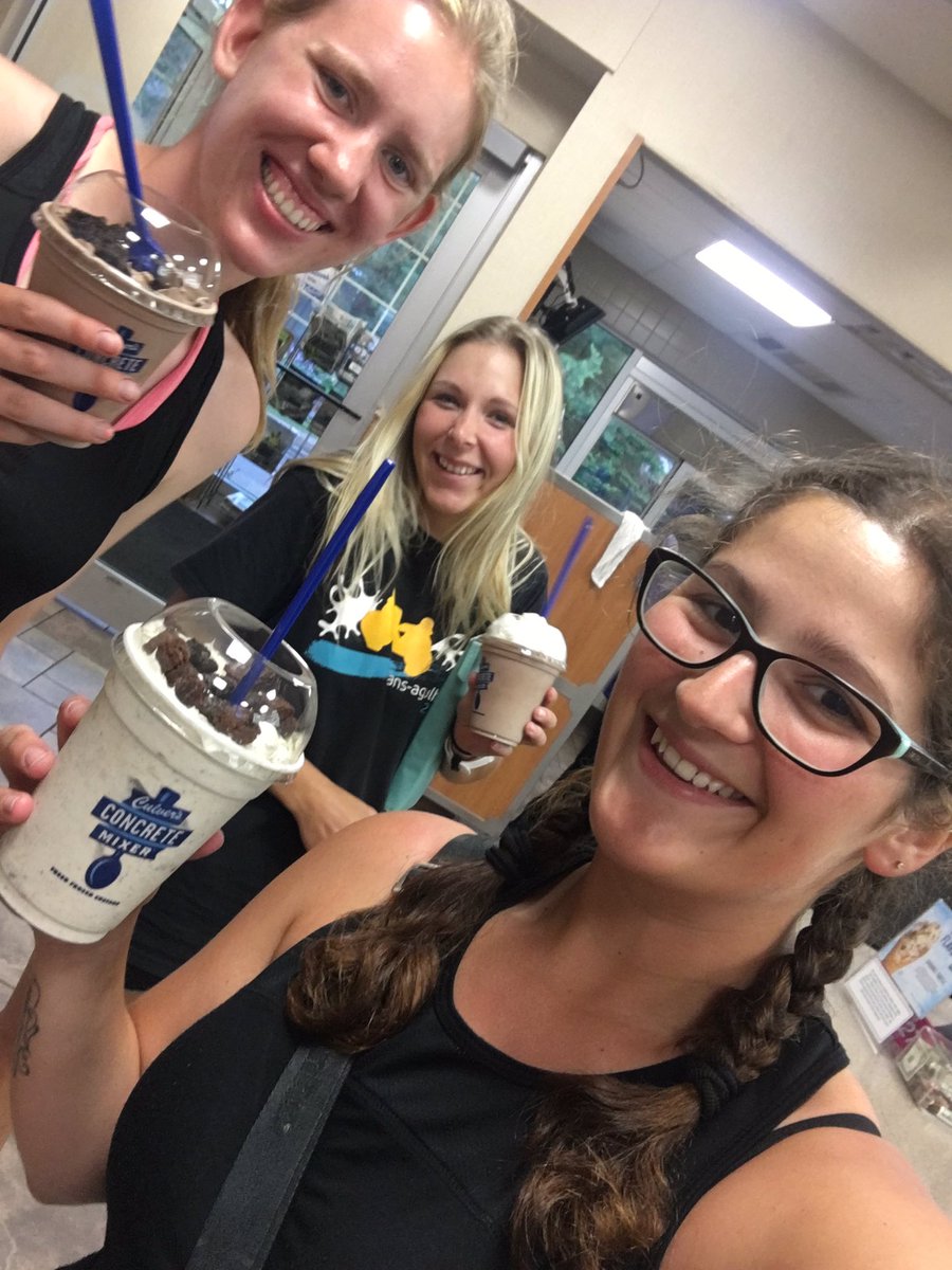 AndreaM369's tweet photo. @culvers back at it again #addicted https://t.co/ToIIiKDsev