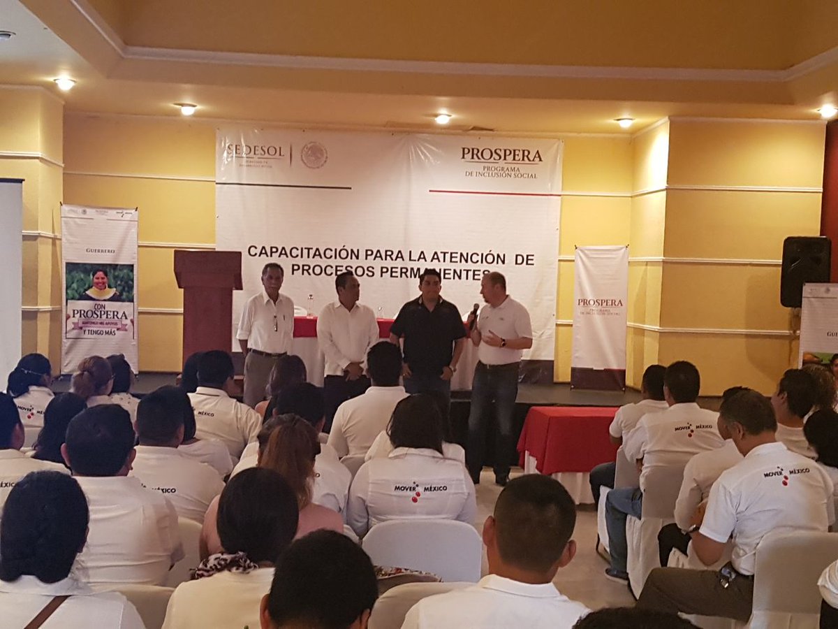 chistovery's tweet photo. Excelentes reuniones, excelentes trabajos y excelentes equipos = excelentes resultados @paula_hdz @Prospera_MX #Prospera_Gro https://t.co/3fogSuZkdT