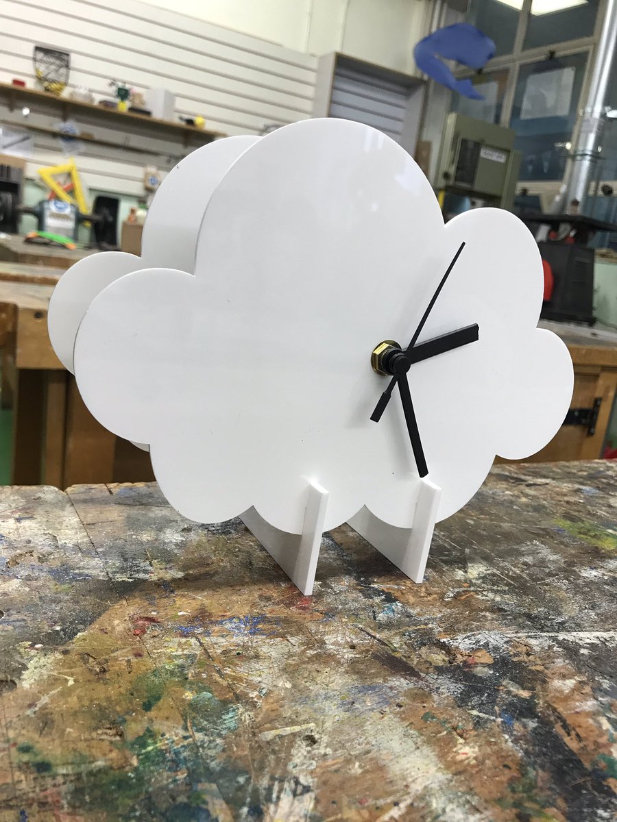 UckColl_Tech's tweet photo. #year8clocks #lovelearning https://t.co/wGemjgYIuV