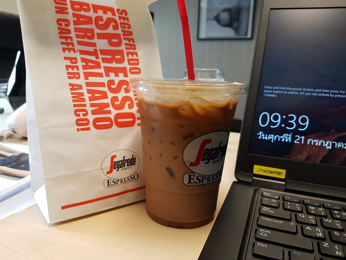 A CEO makes the best of his situation. Especially when he's late. #CEO1Month #EksakulC1M