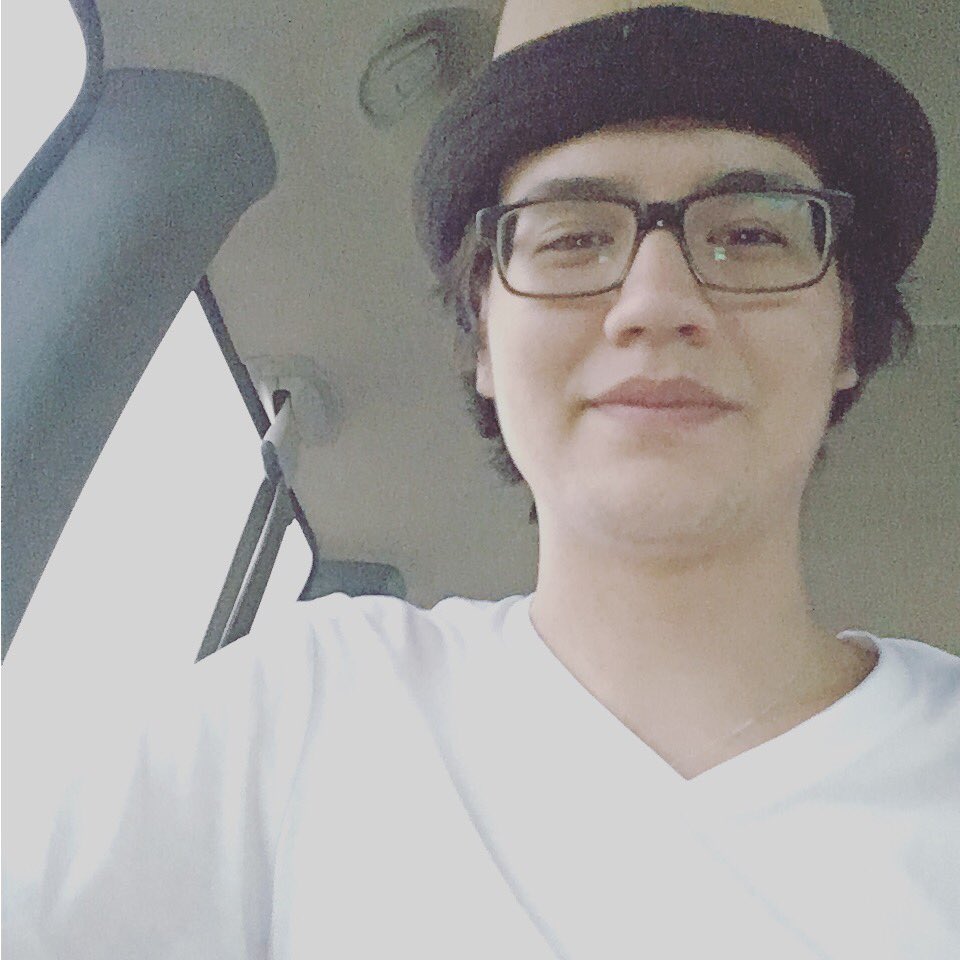 CRLeadSinger's tweet image. Just finished performing. On our way back home! #Musician #AllLove #AllSoul