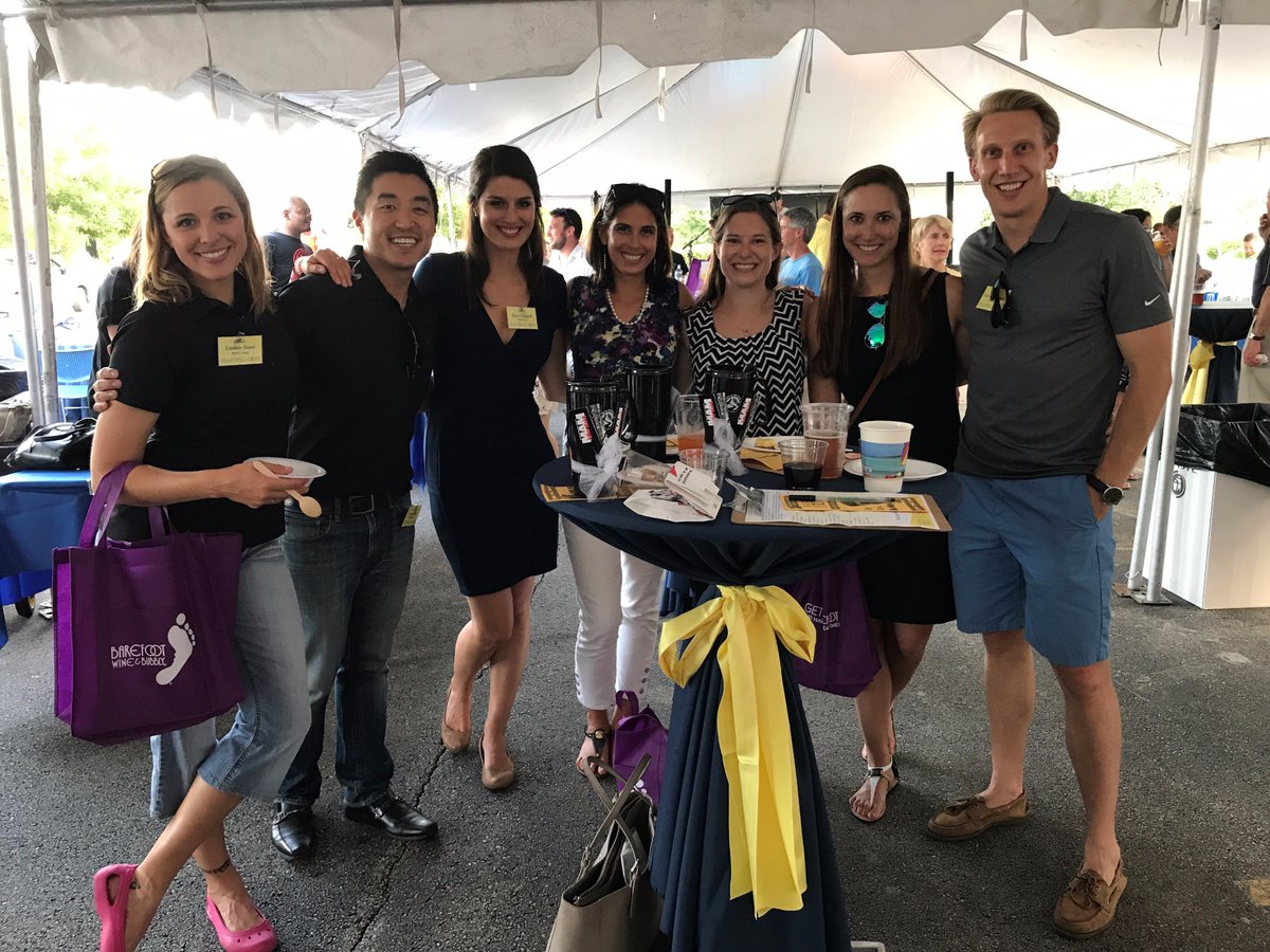 kchappellnews's tweet photo. We came. We judged. We feasted. Happy to support great cause for Humane Society. I'll tell you all about it, next on @CBS58 #FeastingforFido https://t.co/Xg7ot1jTVx