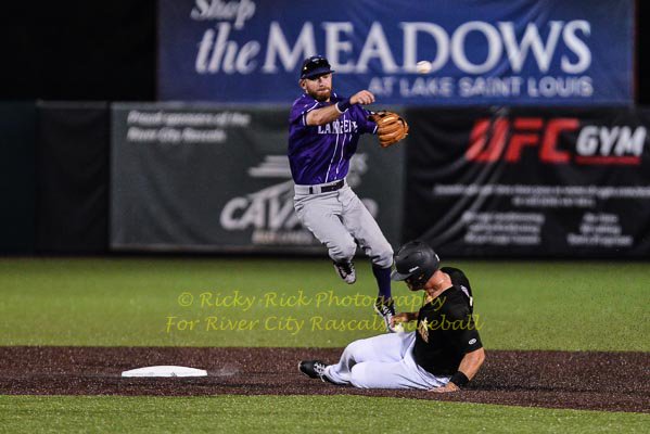 RickyRick_Photo's tweet photo. 7/20/17 - @rcrascals fall to @LECrushers 8-7 in 10 innings @FLProBaseball #baseball @jkerrigan8 #rascals #crushers #rcrascals https://t.co/zjpyIEGweg
