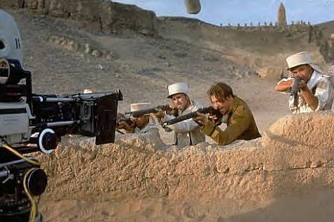TheMummyTrilogy's tweet photo. #TheMummy #TheMummy1999 #BehindTheScenes #BrendanFraser https://t.co/WJxHJIayf1