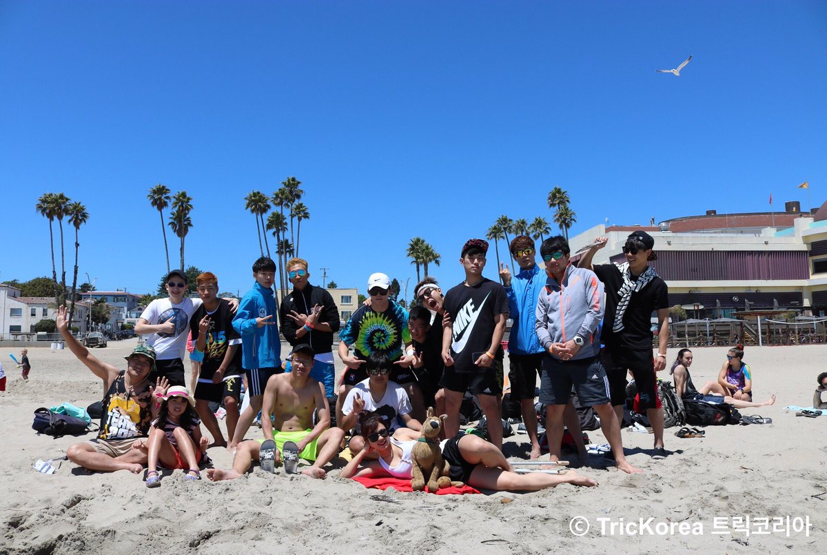 trickorea's tweet photo. [#Extreme #Magazine @trickorea] 'Loopkicks Camp 2017' 4th day, Beach Seminar at Santa Cruz #TricKorea #Loopkicks#camp#LK17 https://t.co/Zag8TxSBf4