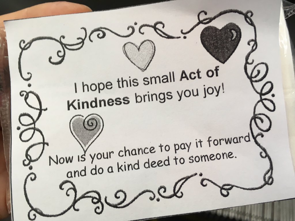 Cute kindergartener gave me a present and made me smile. #thankful #payitforward #Singapore #love 💖