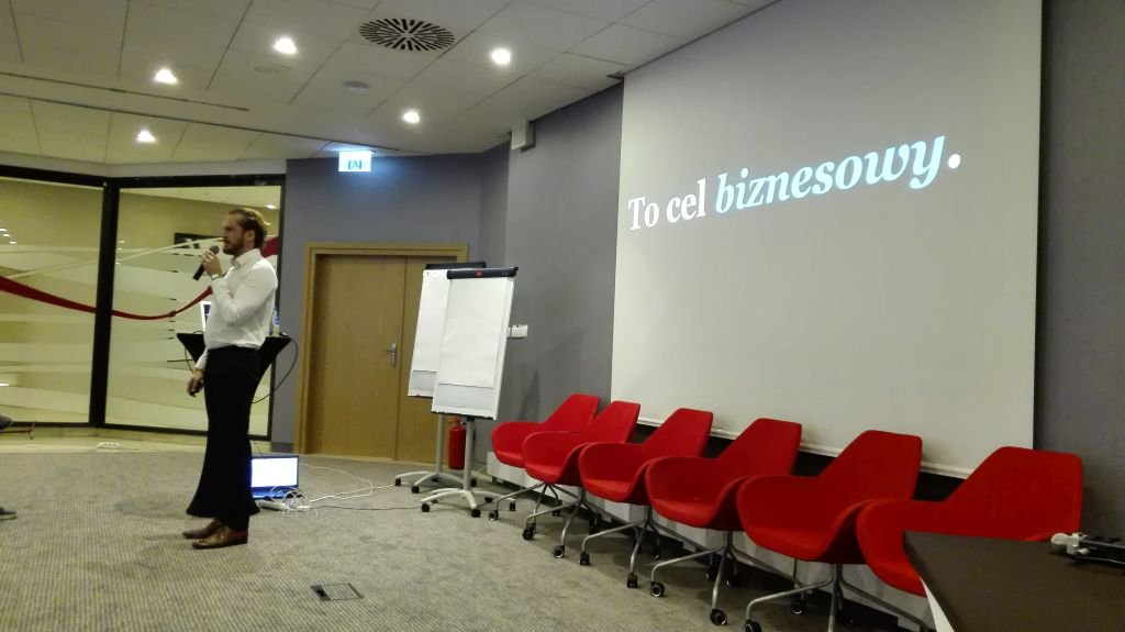 MarketingDayPL's tweet photo. Marketing wartości, czyli cele biznesowe i intencjonalne - przed Wami @PBucki! https://t.co/mi6X6YXTrl