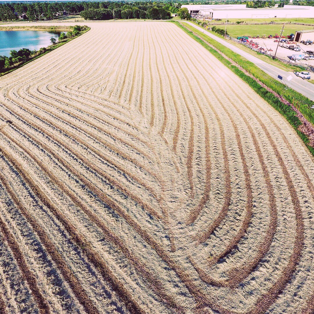 HayMapApp's tweet photo. 🚁💨HayDrone pictures of a freshly cut Coastal Bermudagrass HayField‼️
#haymap  #farming #agriculture #drone #hay #farmlife #cuttinghay https://t.co/wj9tbaVdsP