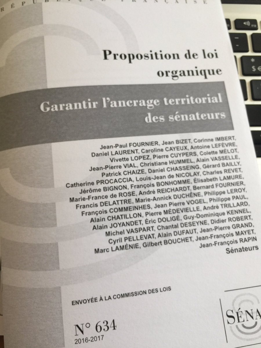 arnaud_sanchez's tweet image. #SénateursLR voudraient que les sénateurs furent élus locaux. Drôle de conception de la démocratie #cursushonorum @lesRep_Senat