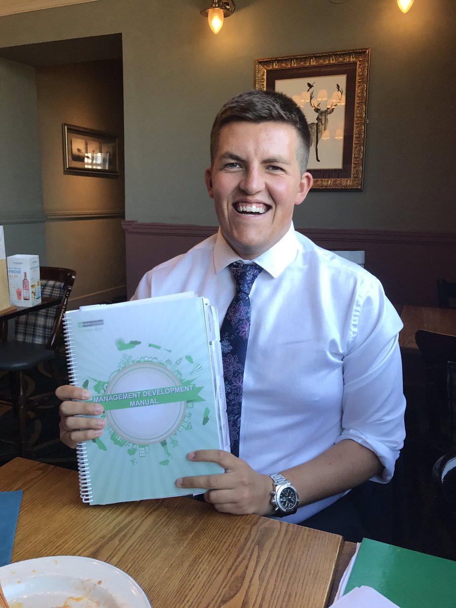 one_davemurphy's tweet photo. Breakfast progress review with this #u8beast 5 weeks in, stage 1 almost done, elite this month and absolutely loving it #U8seennothingyet https://t.co/HDt1O2zpK4
