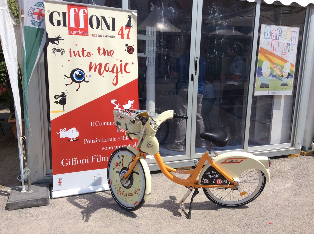 DianaFondazione's tweet photo. #noicisiamo #intothemagic @DianaFondazione al @giffonifilmfest con @r_immaginaria
#StayTuned #giovani #formazione #cultura https://t.co/ClnMRN69en