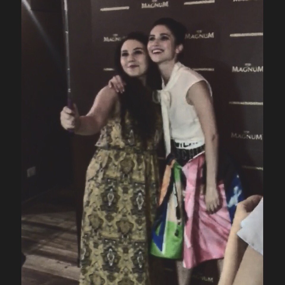 BalivoFans's tweet photo. Mi fai un brutto effetto @lodocomello Ogni volta che fai un evento sto male😂 oggi febbre, il 19 ospedale 😂😂 ma ti amo lo stesso🙄❤️❤️❤️ https://t.co/tUb7PwNIpl