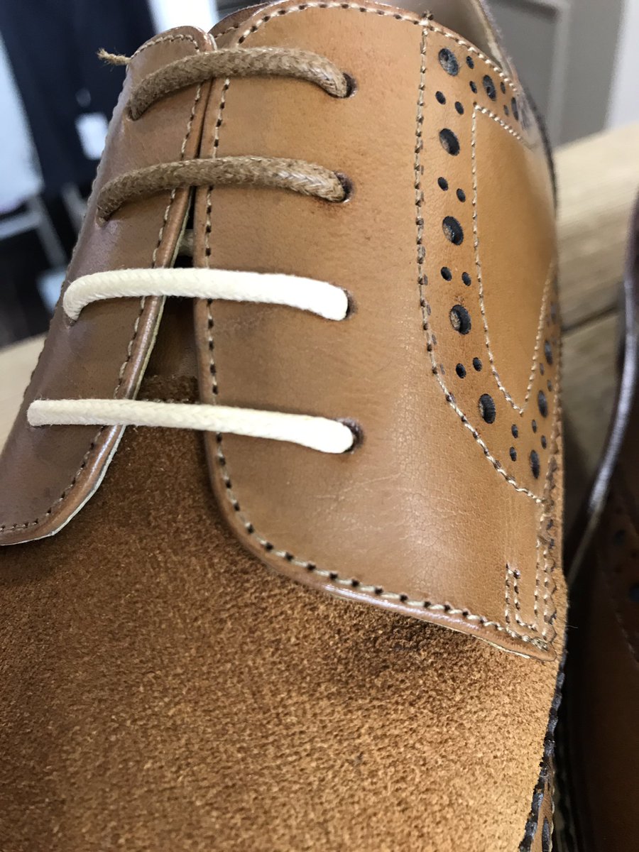 GereLincoln's tweet photo. A few old classics back in stock! #justinreece #baselondon #brouges #newshoes https://t.co/fqh5lQzjVt
