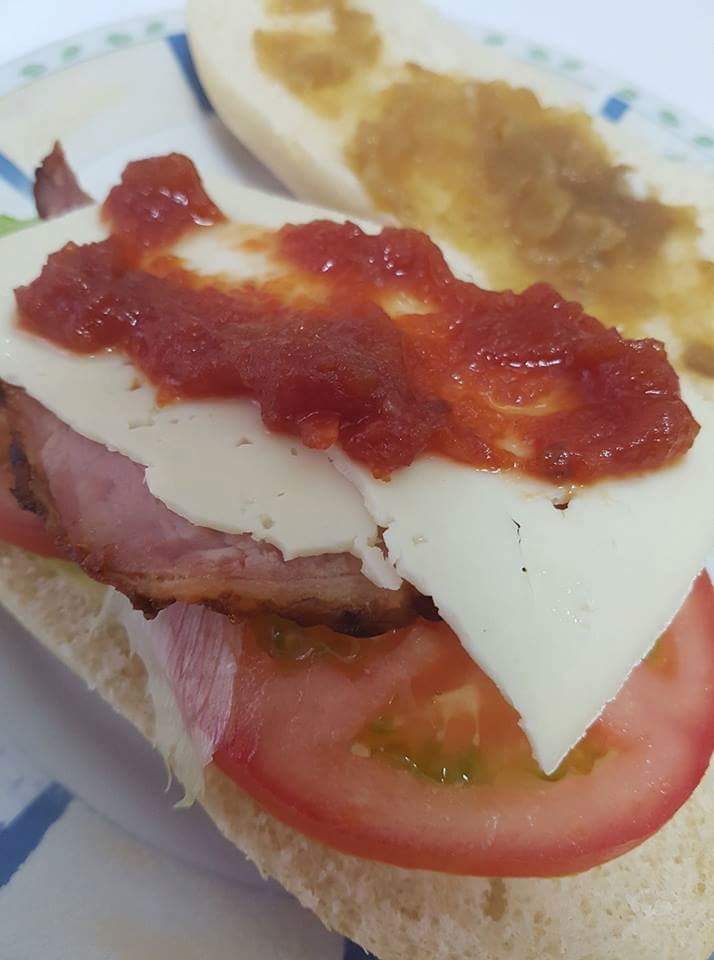 ComidaDEspana's tweet photo. #Paleta #cerdo sin peineta #asada #horno fuego lento #tradicional #Suculento #exquisito Lista para degustar tras breve #tostado en el horno. https://t.co/tT9HZNFBXY