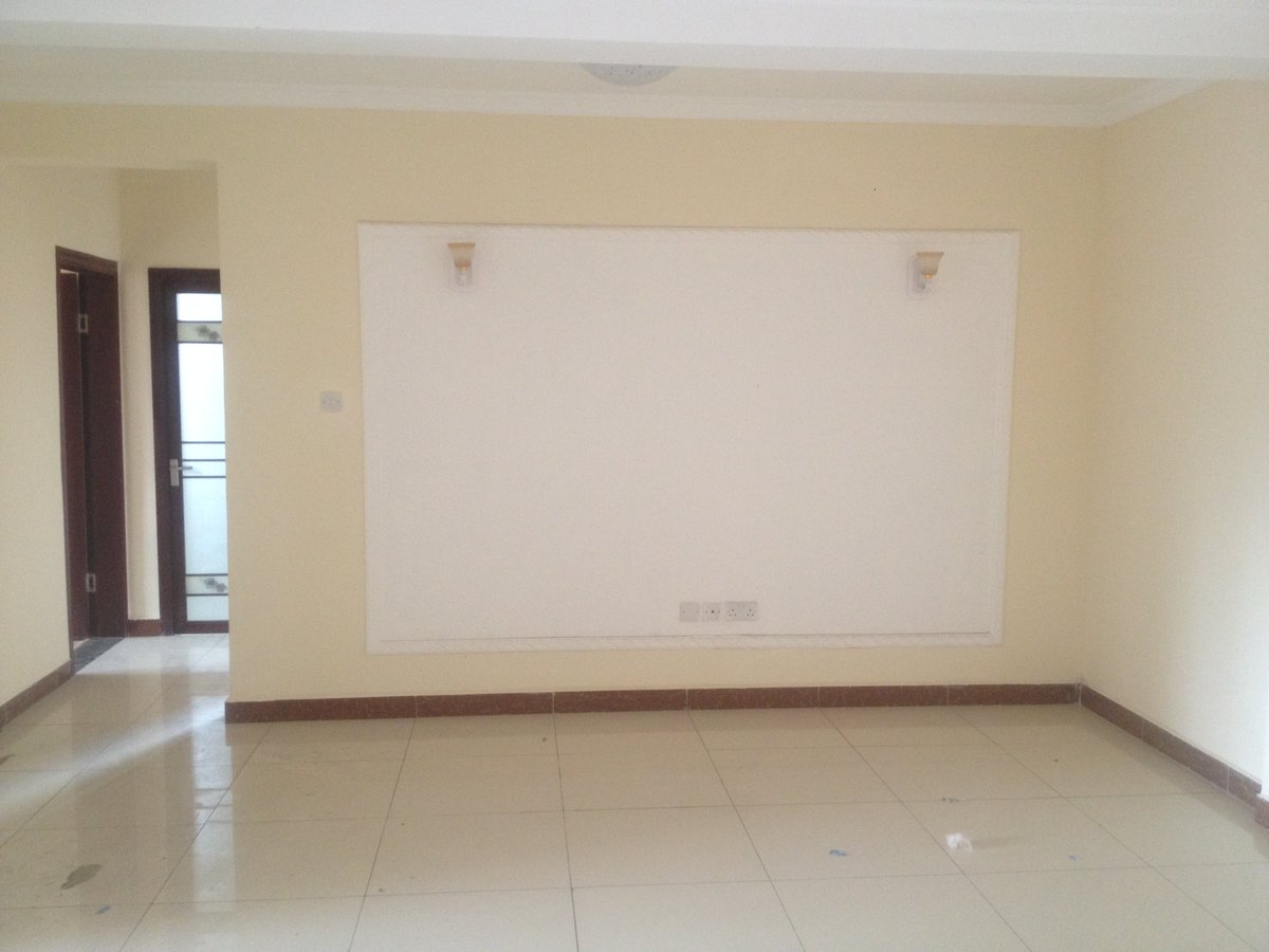 infinity_mg's tweet image. 2 and 3 bdr (with a DSQ) available FOR RENT on Kayahwe road. #CredibleElectionsKe #Lapsset #droughtKE #ArrestIsaacRutto