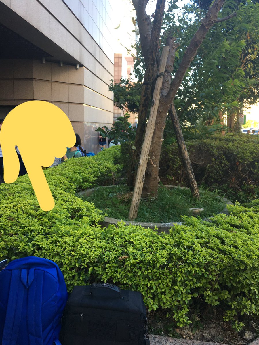 RobinBang0331's tweet photo. 小卡17:40會在這邊發放！
Free giving will be here at 5:40p.m. https://t.co/H5gb7V3JQO