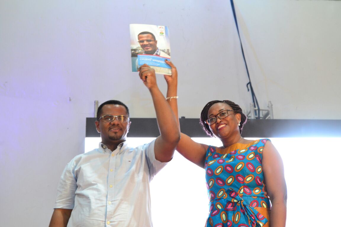 KiokoNzyimi's tweet photo. #MombasaCitizensManifesto The only Governor @HassanOmarH who Appreciates Womens role and got one as his running mate . #Kivumbi2017 https://t.co/rRNBoPn9mU