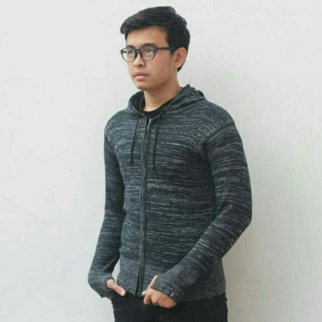 Rm2Shop's tweet photo. Saya menjual RAJUT - TWIST... seharga Rp85.000. Dapatkan produk ini hanya di Shopee! https://t.co/ckobAsaVLv #ShopeeID https://t.co/8ti8kQFG9l