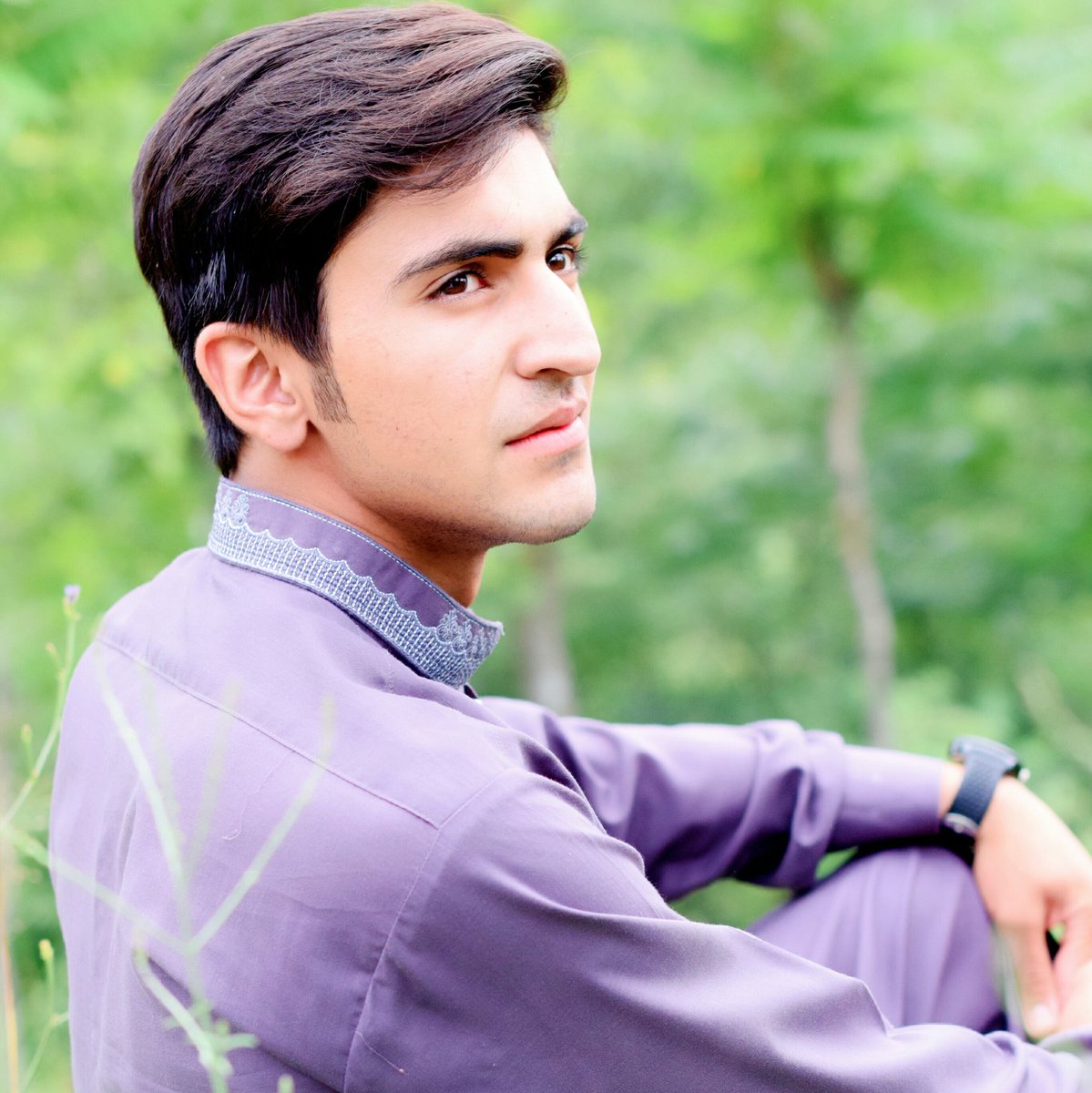 InhamKhan3's tweet photo. #NewProfilePic https://t.co/Qj3WP9cGvV