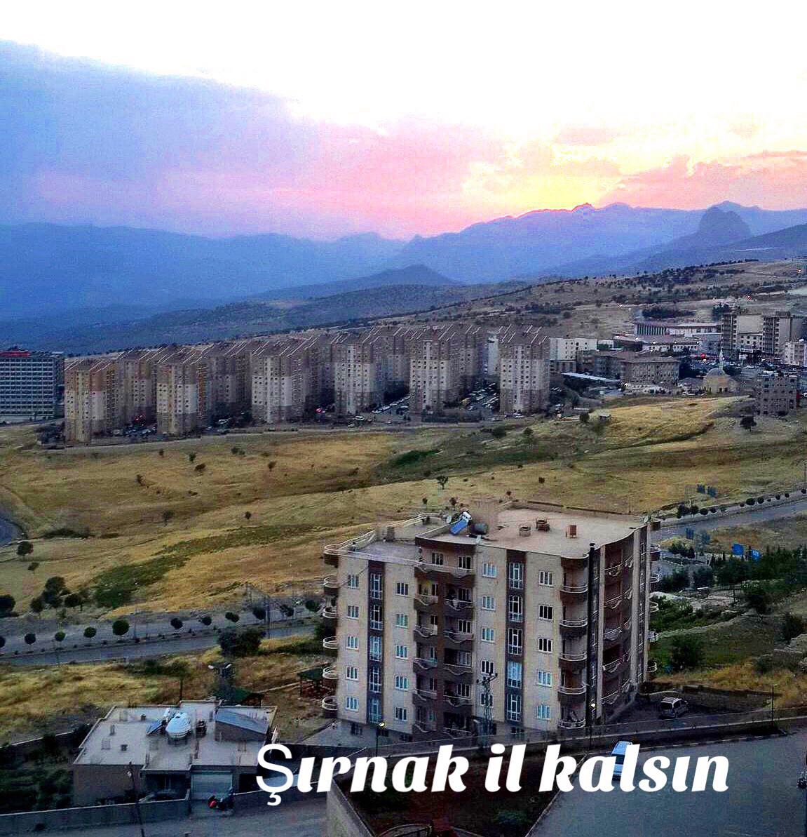AyeIskenderogl3's tweet photo. Bütün umutların bir bir yerine gelmesi dileği ile hayırlı cumalar #ŞırnakiLkalsın https://t.co/I3sTjJP4x7