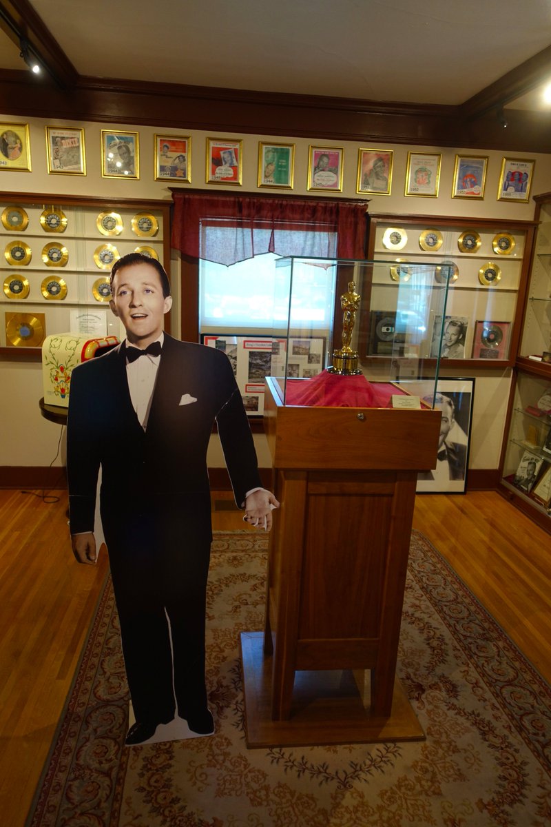 Hanging with Bing and his bling in Spokane. <a href="/GonzagaU/">Gonzaga University</a> has turned Crosby's childhood home into a museum in his honor. goo.gl/eBWr7R