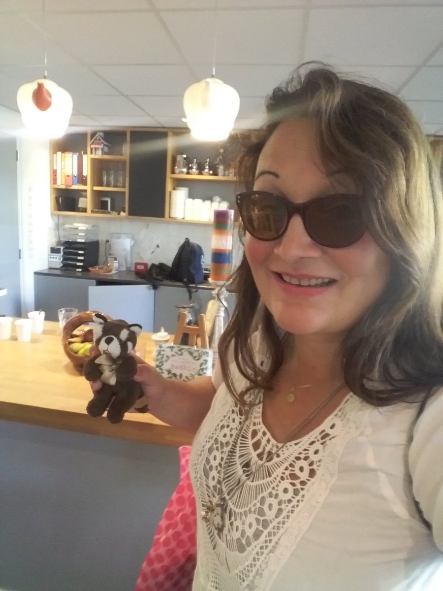 Sampfan's tweet photo. morituri etc..exploring #thenetherlands last drink @ de meeuw (whats in a name) omw *roadtrip!* #Bieschbos Noord Braband!๐ https://t.co/m1QB0sAtoZ