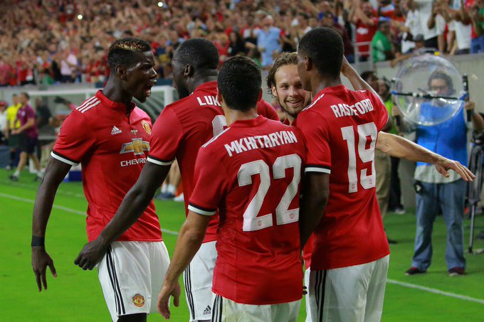 Voir l'image sur Twitter Voir l'image sur Twitter