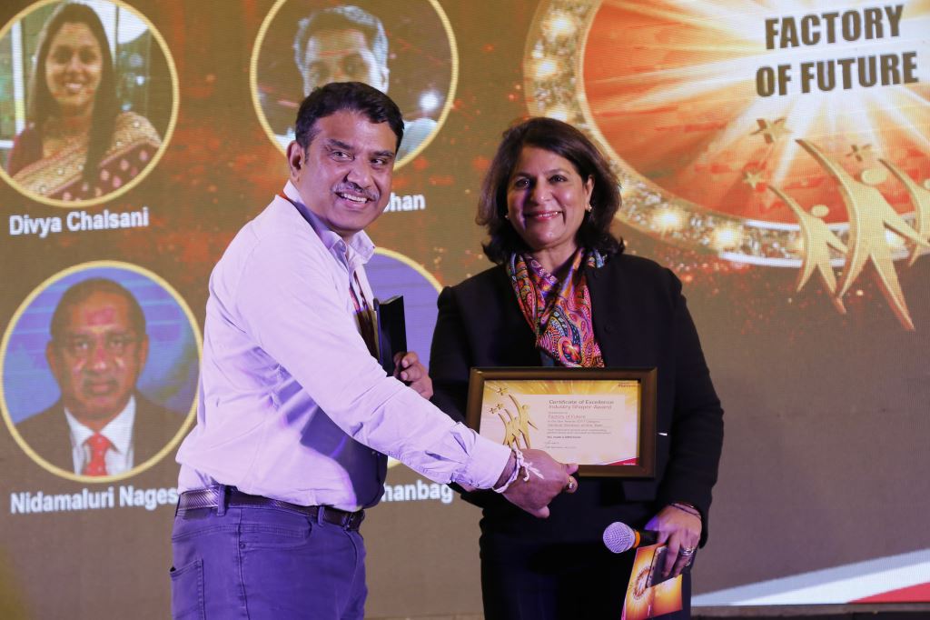 C_P_Gurnani's tweet photo. Thank U Shobhana for your time &amp; talk @tech_mahindra Your ideas always provoke thought.. #TechMStarAwards ShobhanaKamineni  #ApolloHospital https://t.co/BSETfHcAmZ