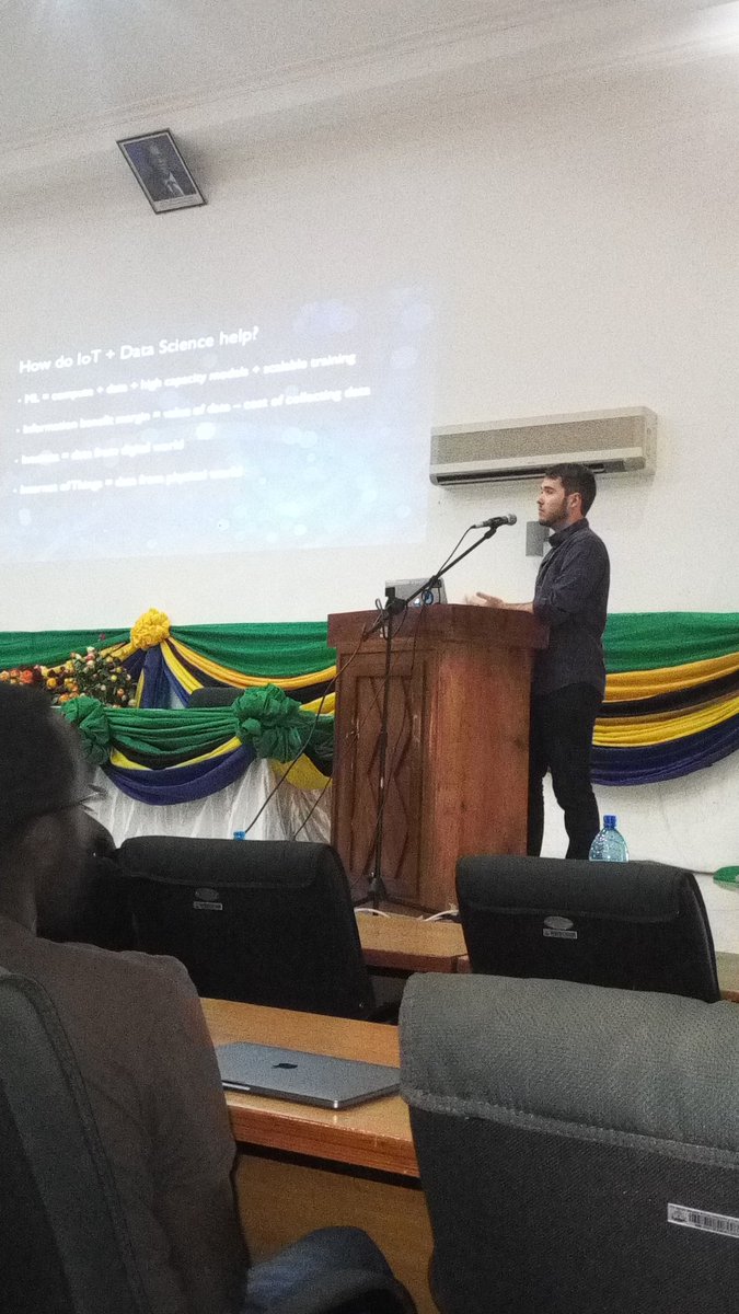 DMachuve's tweet image. IoT = data from physical world @DCivin in #DSA2017 #ARMmbed provides tools to Solve real problems