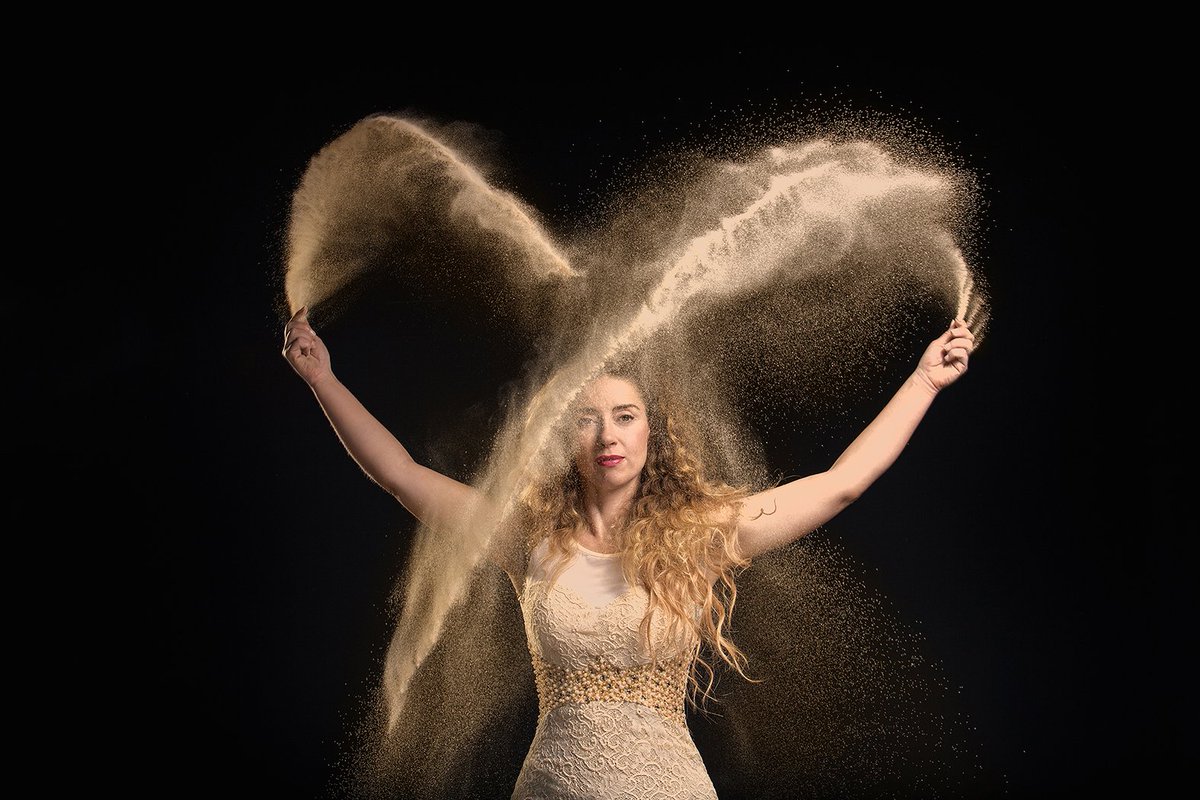 Funlynow's tweet photo. Didi Rodan is the best #sandpainter and also provides 100% customized videos ! https://t.co/y0LMpfsAEh #art #artist #sanpainter #varietyact https://t.co/NCfemzFb7V