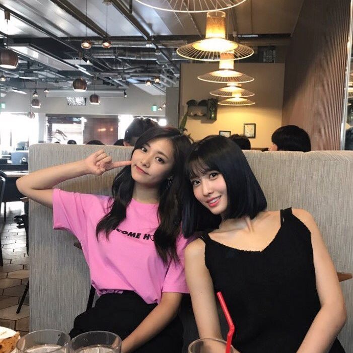 Twice 和訳 情報 モモ インスタグラム 訳 2 ベッドで起きる新しい方法笑笑笑 ワンスはケガしたらいけないから真似しちゃダメですよww チュモ 日本で ジヒョちゃん が撮ってくれたのも 笑笑 T Co 2z2jkkaqiv T Co Rguzzx2eeb Twitter Twice 和訳 情報 モモ インスタグラム 訳 2 ベッドで起きる新しい方法笑笑笑 ワンスはケガしたらいけないから真似しちゃダメですよww チュモ 日本で ジヒョちゃん が撮ってくれたのも 笑笑 T Co 2z2jkkaqiv T Co Rguzzx2eeb Twitter