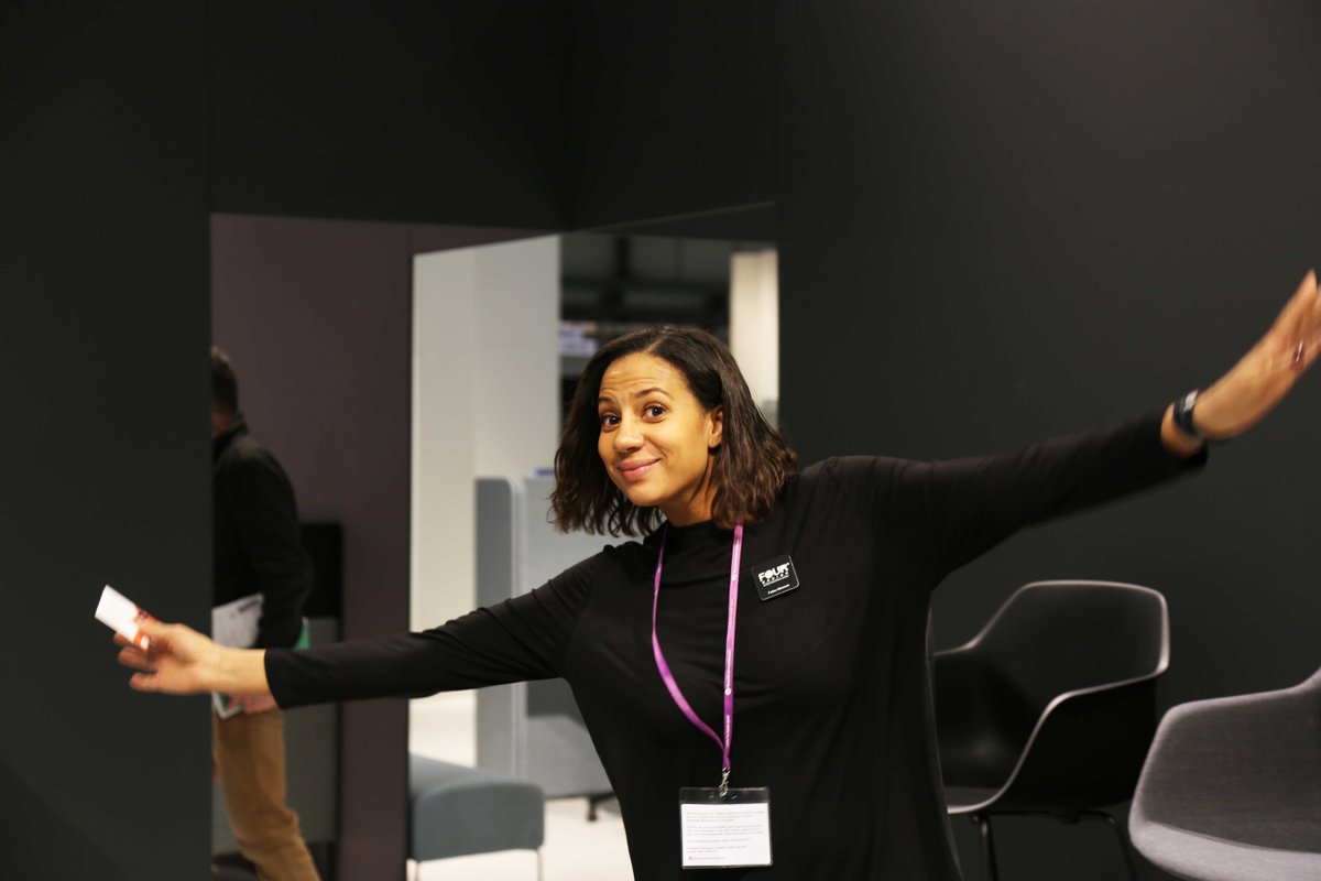 fourdesign's tweet photo. Fatou ~ always ready with a hug or a big smile 🤗  #SwedesAreSweeter #FourDesignFamily #FourDesign #FourDesignSweden https://t.co/Qv7CfdWK8w