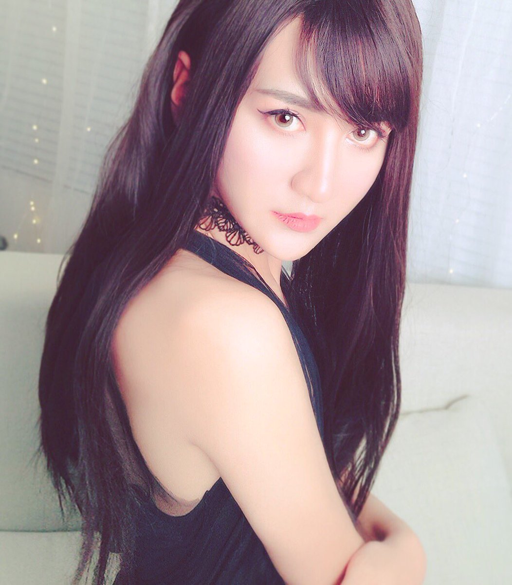 BaoziHana's tweet photo. I'm a boy and I'm very confident to show these, because I totally know who I truly am.
Never lied to your talent, your heart and yourself. https://t.co/E28UYu9v0b