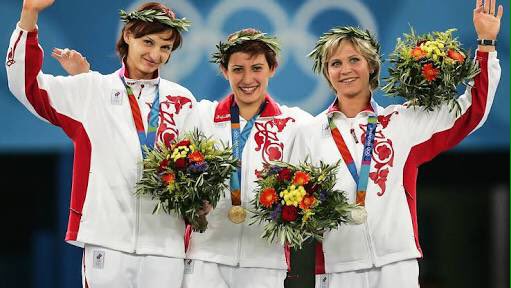 Happy birthday to the olympic champion in the long jump ( Athens 2004 ) Tatyana Lebedeva                      