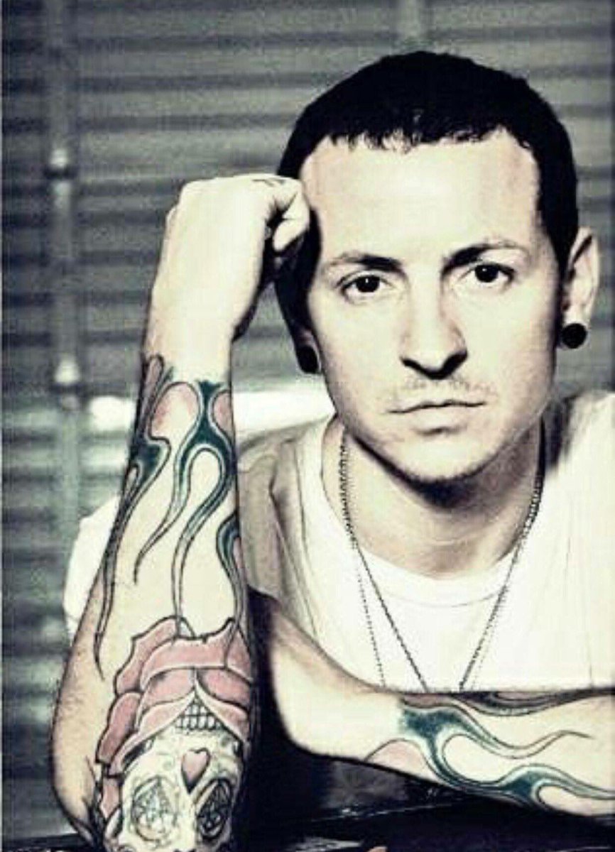 Foggy100's tweet photo. RIP Chester... such a shock... you will be missed.... https://t.co/IPccayvblD